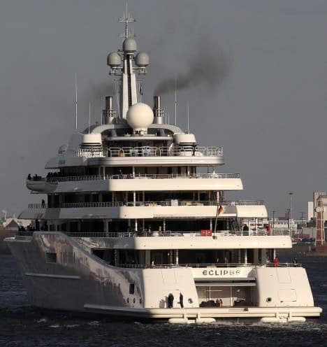 roman-abramovich-yacht-eclipse-picture-468x496